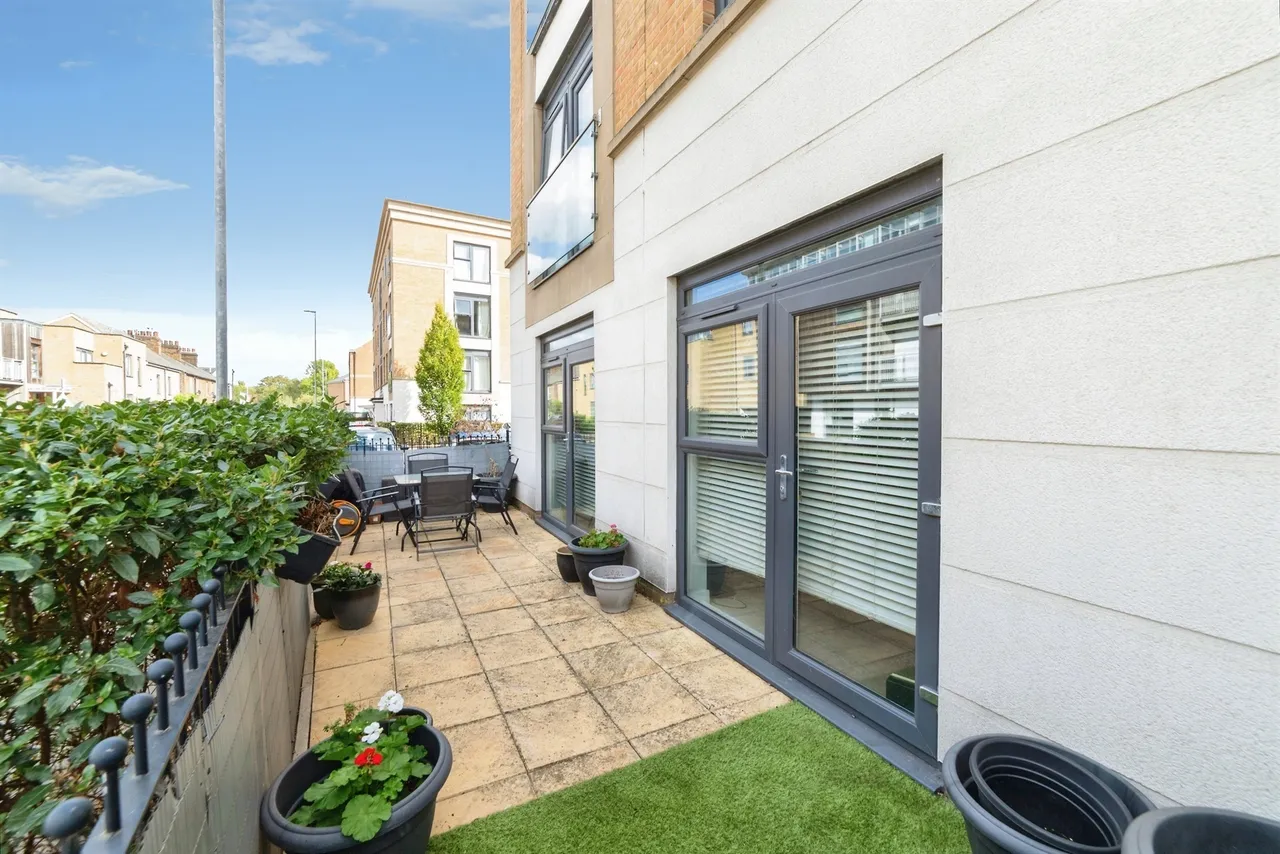 Mead Lane, Hertford, SG13, photo 2