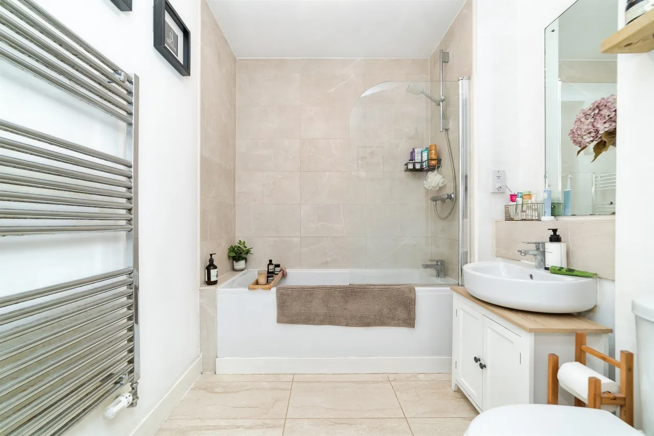 Mead Lane, Hertford, SG13, photo 11