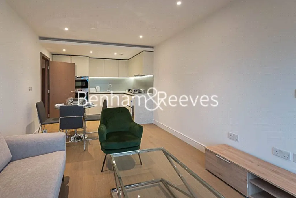 Tierney Lane, Fulham, W6, photo 2