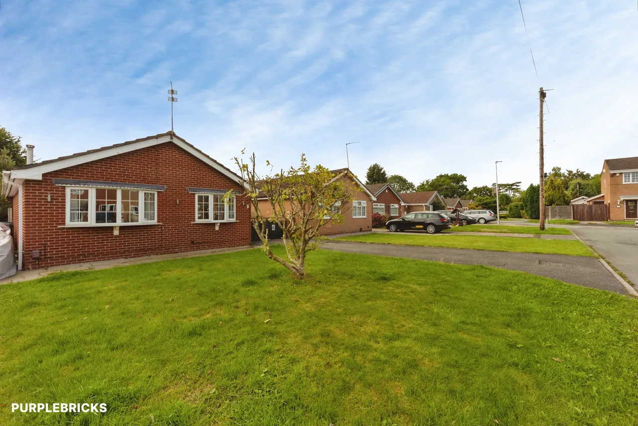 Hurlbote Close, Wilmslow, SK9, photo 3