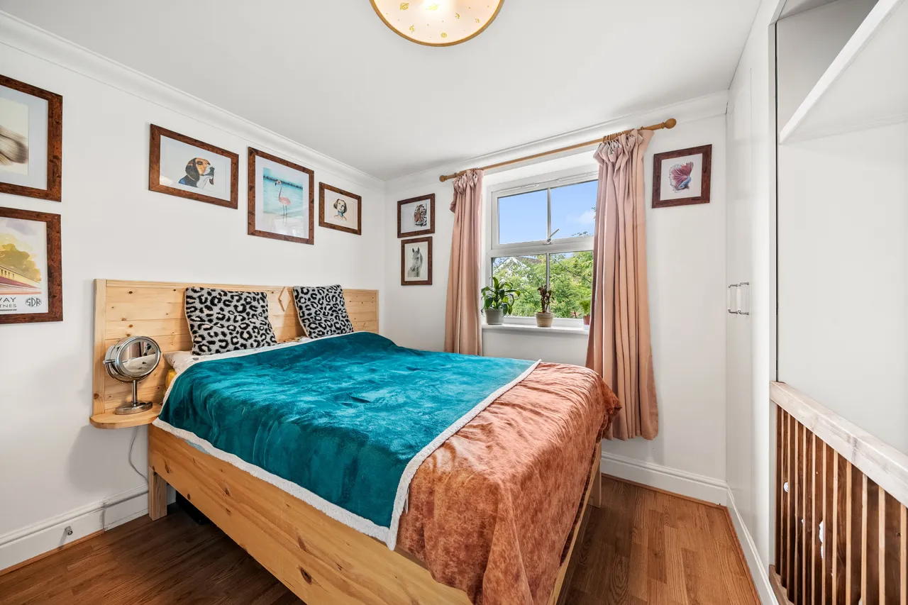 Windsor Street, Chertsey, KT16, photo 8