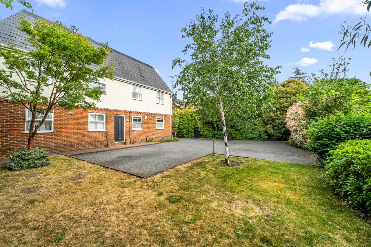Windsor Street, Chertsey, KT16, photo 15
