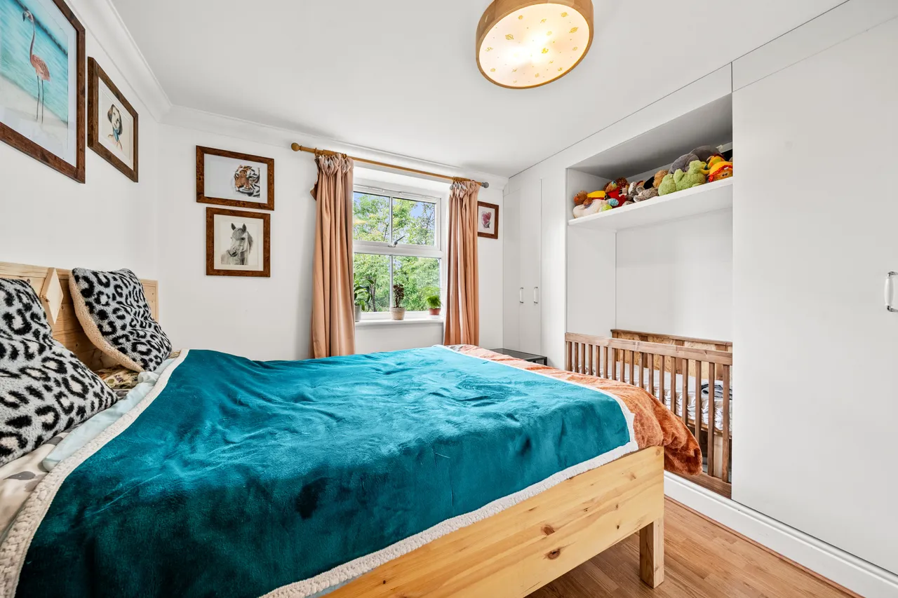 Windsor Street, Chertsey, KT16, photo 9