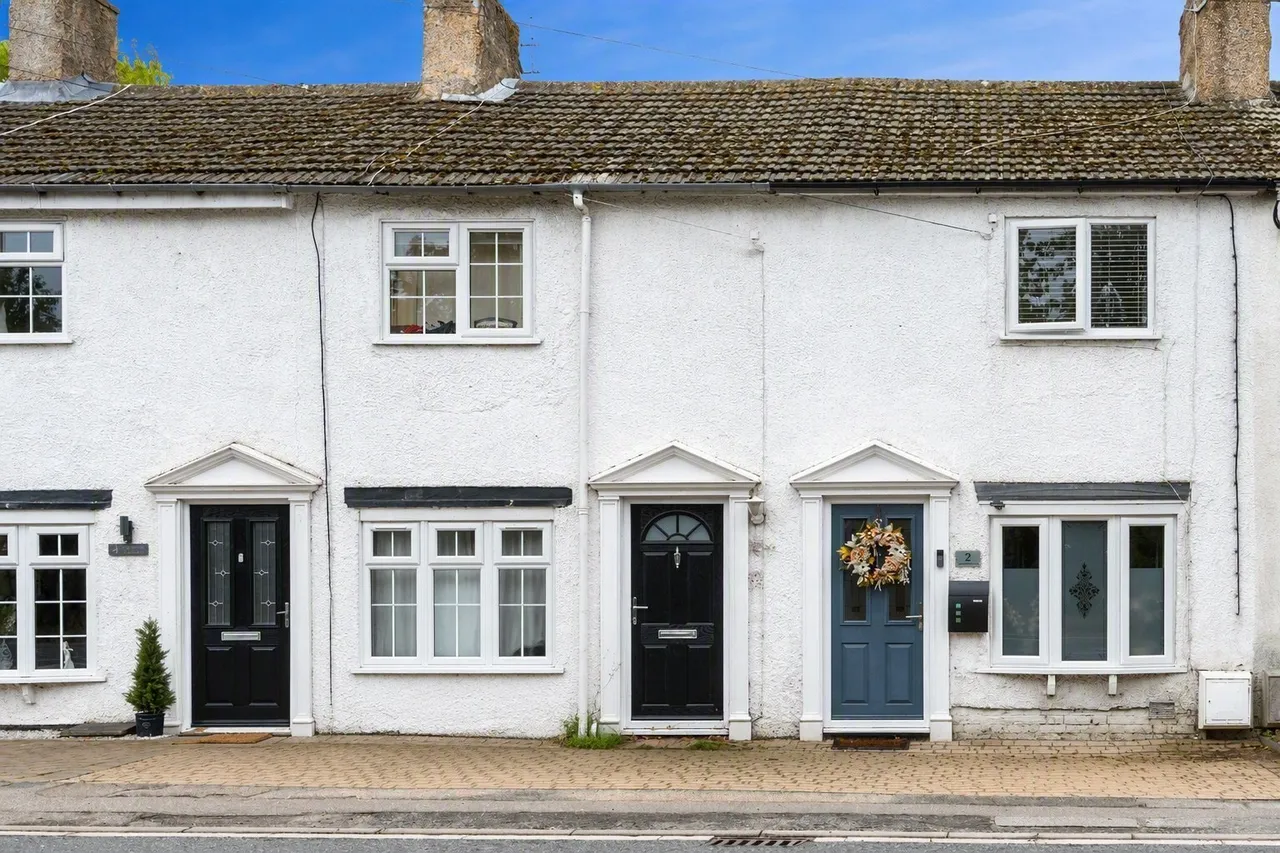 2 bed house for sale, Hockliffe Road, Leighton Buzzard, LU7