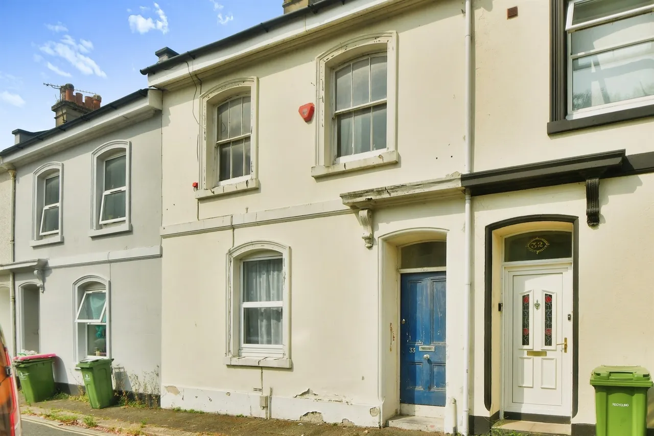 3 bed house for sale — Clarence Place, Morice Town, Plymouth