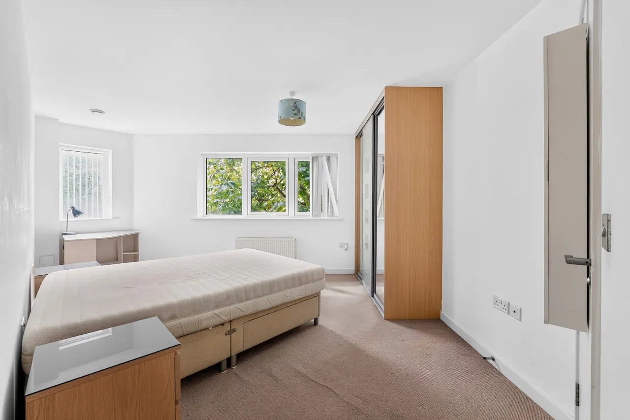 Burdett Road, London, E3, photo 8