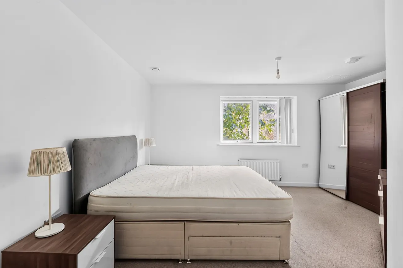 Burdett Road, London, E3, photo 11