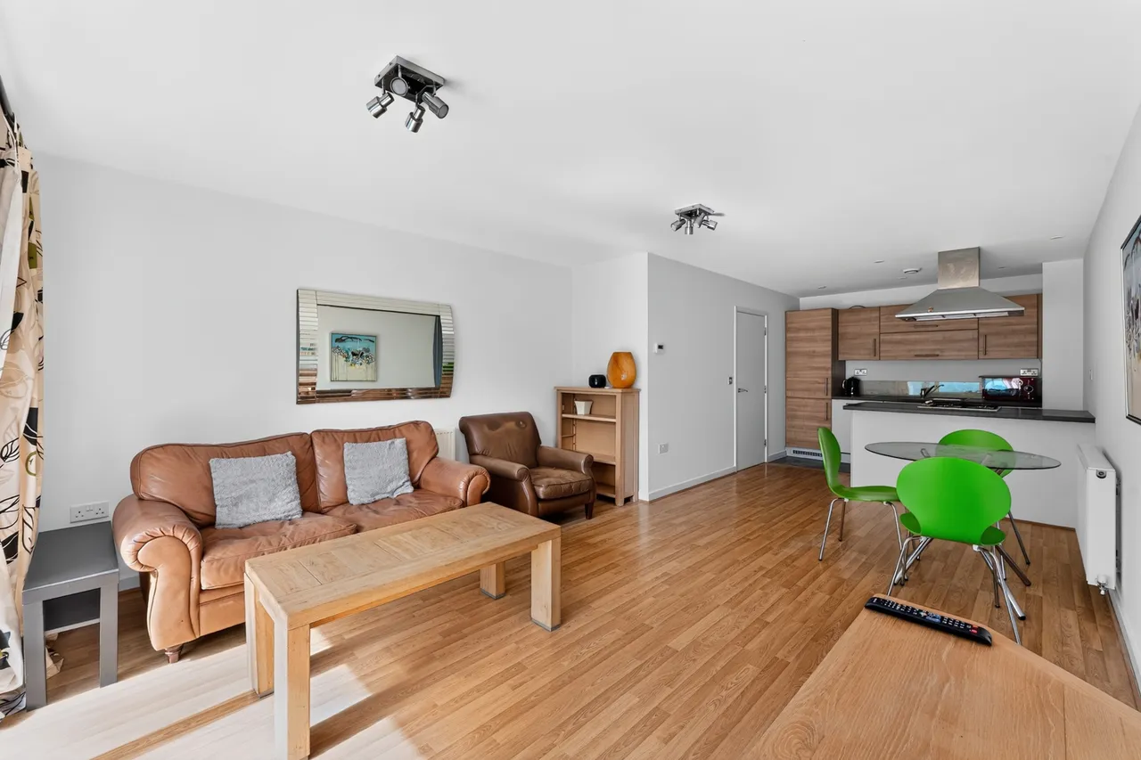 Burdett Road, London, E3, photo 4