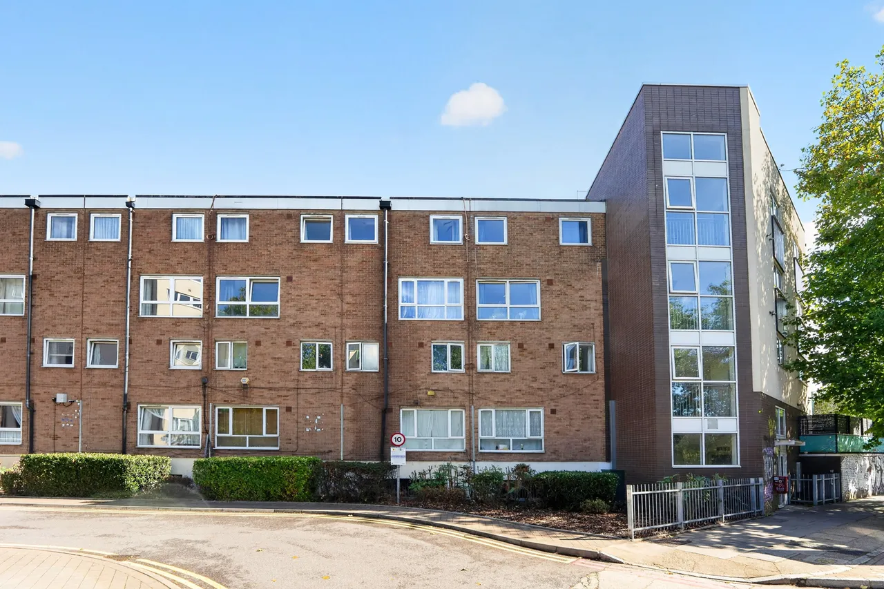 Burdett Road, London, E3, photo 19