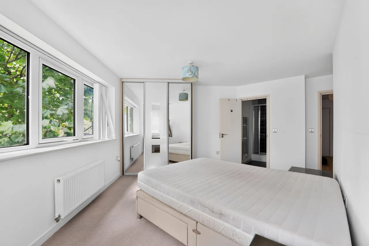 Burdett Road, London, E3, photo 9