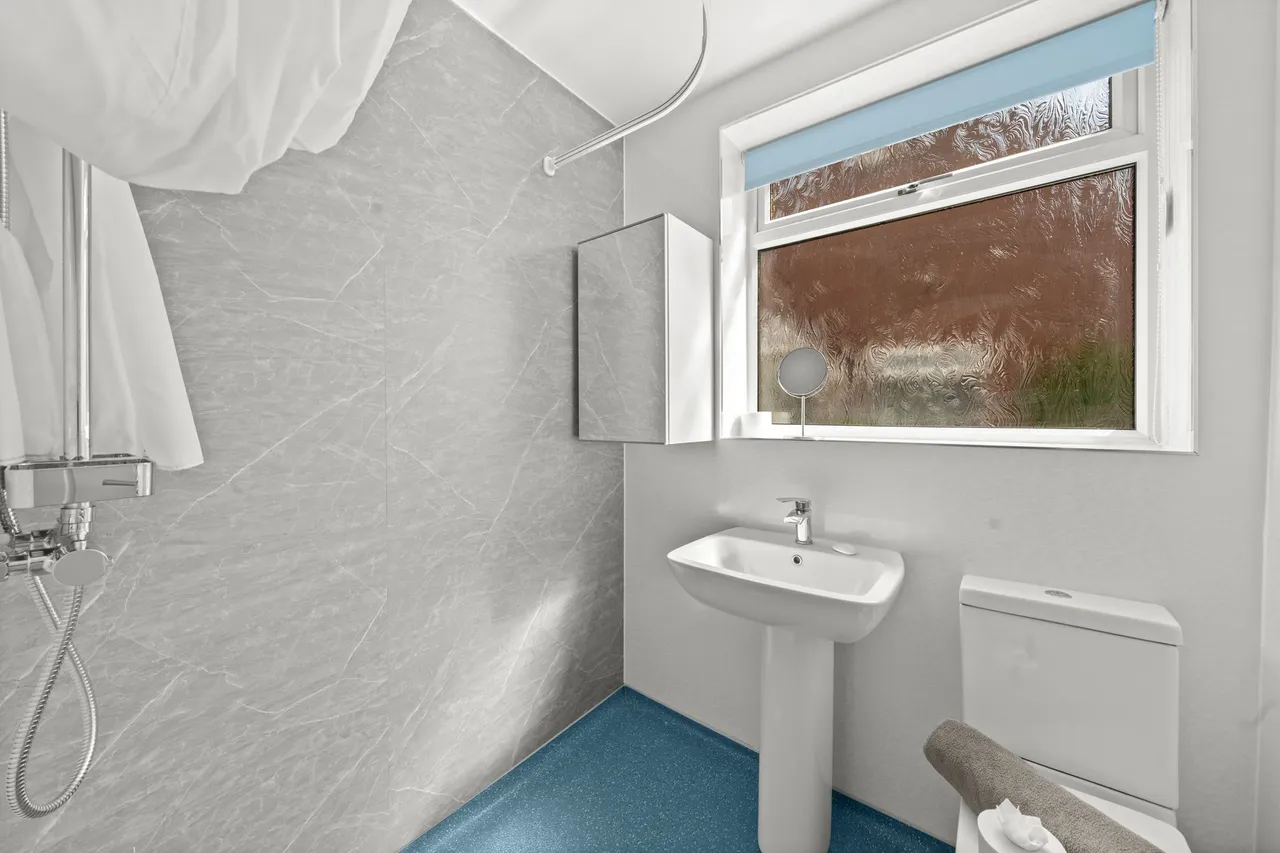 Gainsborough Road, Warrington, Warrington, WA4 6BP, photo 7