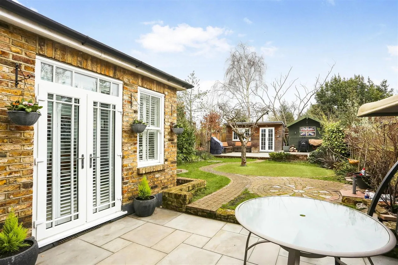 Taylor Road, Wallington, SM6, photo 11