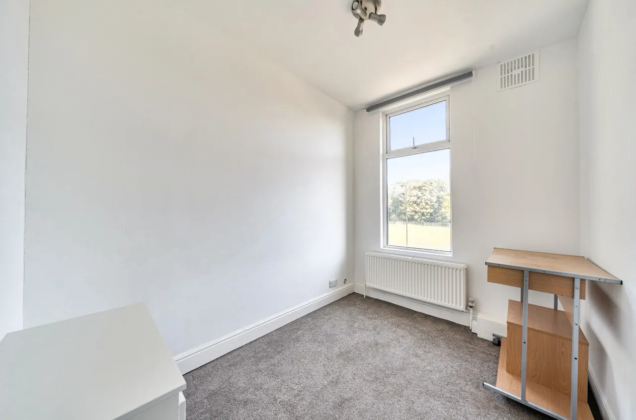 Wetherby Place, Burley, LS4, photo 10