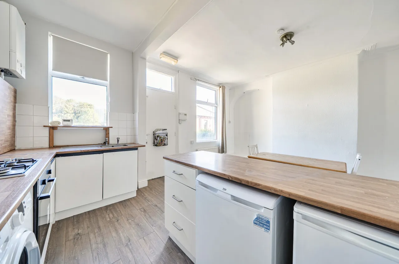 Wetherby Place, Burley, LS4, photo 5