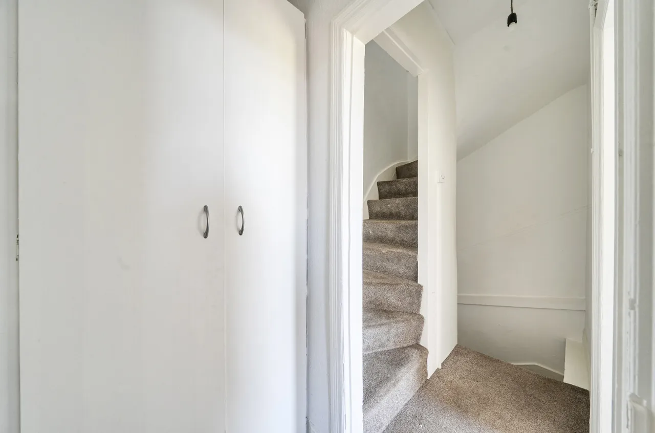Wetherby Place, Burley, LS4, photo 6