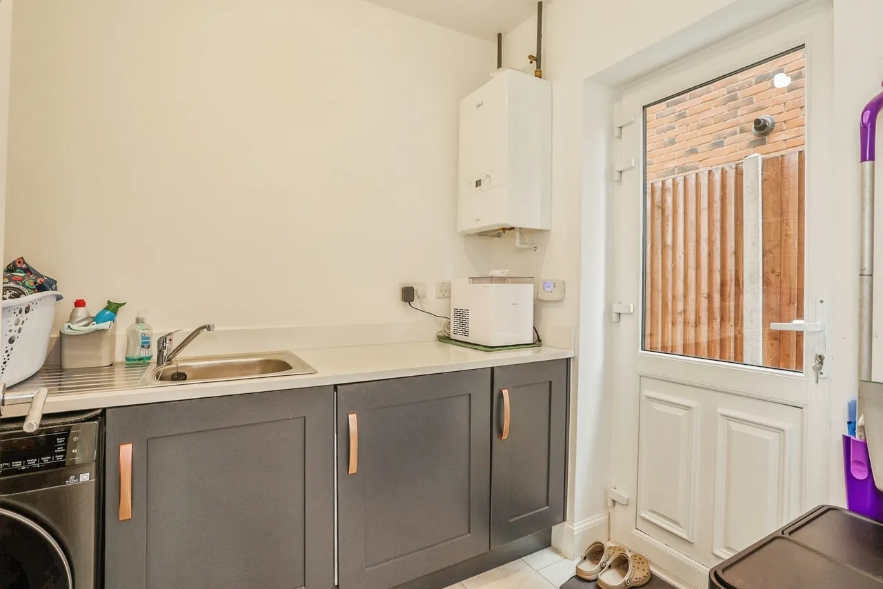 Josephine Grove, Edwalton, NG12, photo 21