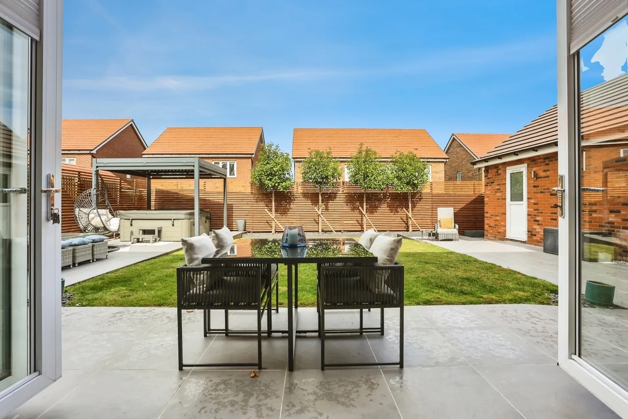 Josephine Grove, Edwalton, NG12, photo 15