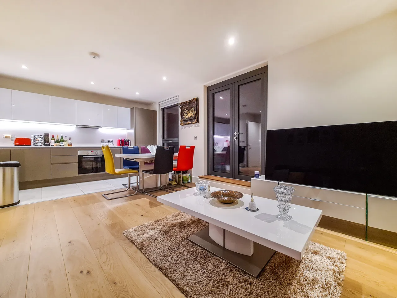 2 bed flat to rent — Empire Way, Wembley, HA9