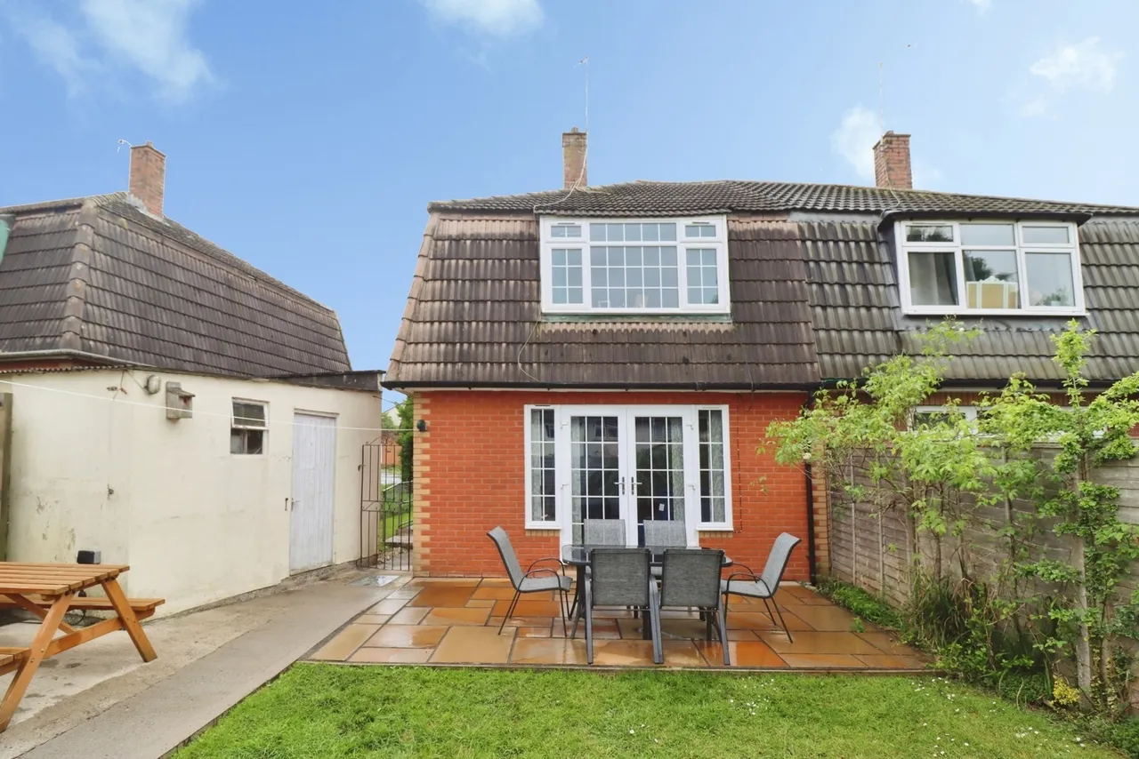 2 bed house for sale — Redshelf Walk, Bristol, Somerset, BS10