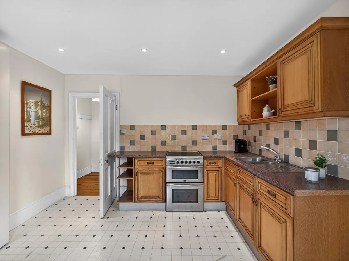 East Street, Adstock, MK18, photo 22