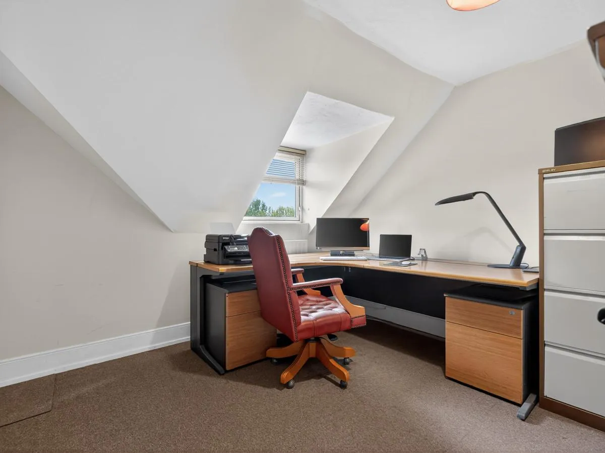 East Street, Adstock, MK18, photo 25