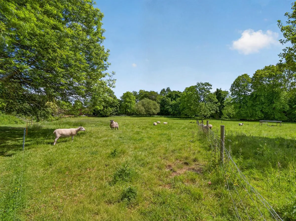 East Street, Adstock, MK18, photo 34
