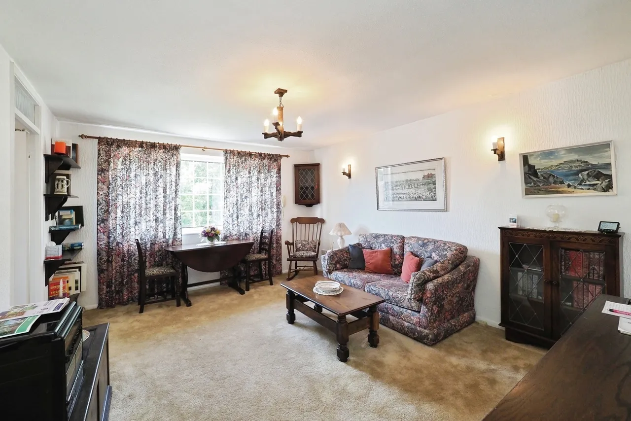 Mayfield Road, Burton-on-Trent, DE15, photo 2