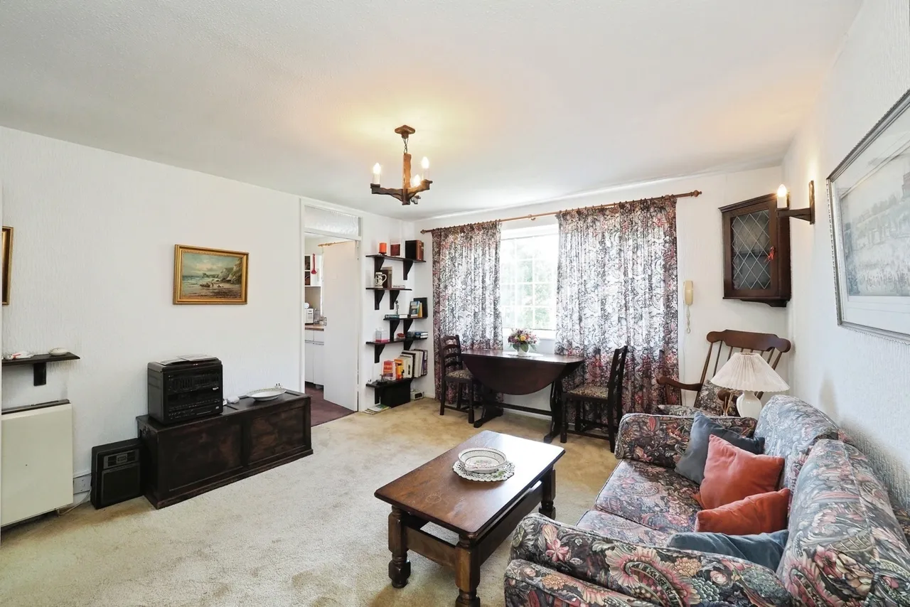 Mayfield Road, Burton-on-Trent, DE15, photo 14