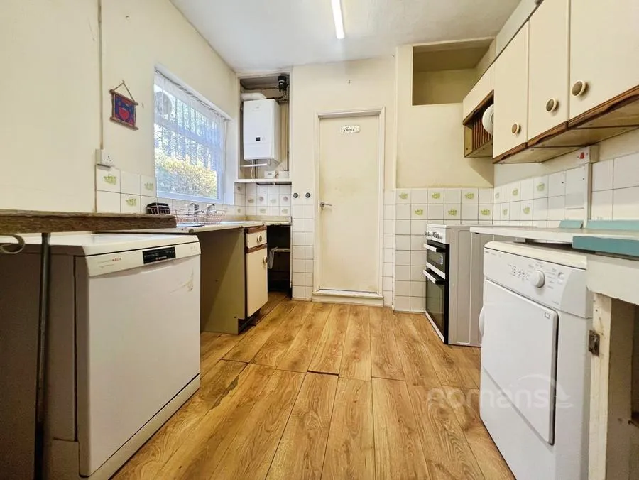 Lower Farnham Road, Aldershot, GU12, photo 12