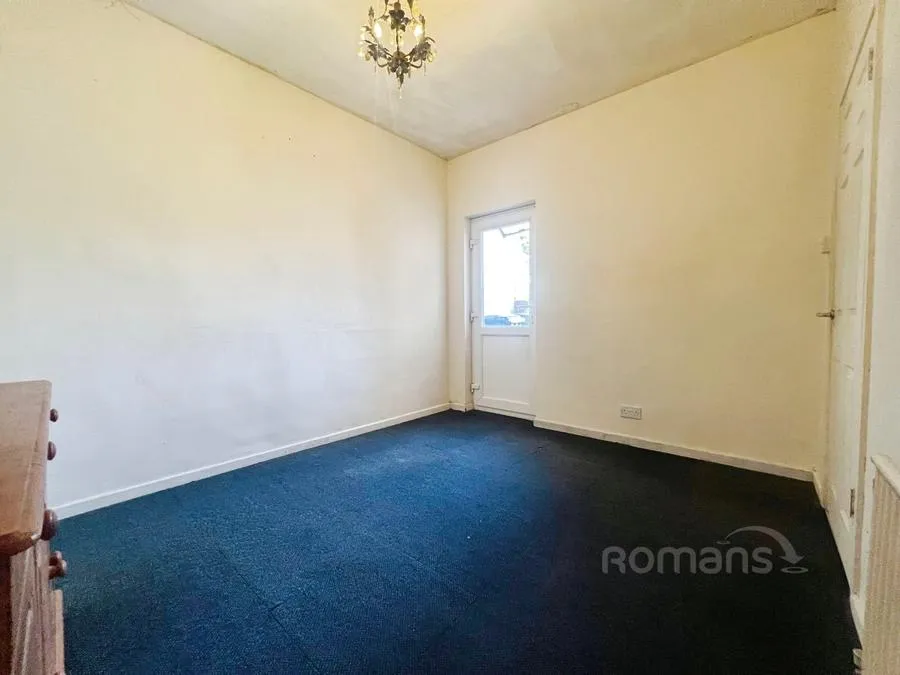 Lower Farnham Road, Aldershot, GU12, photo 11