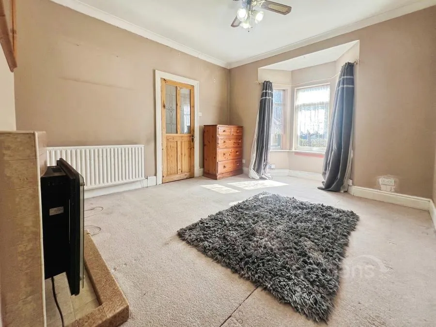 Lower Farnham Road, Aldershot, GU12, photo 9