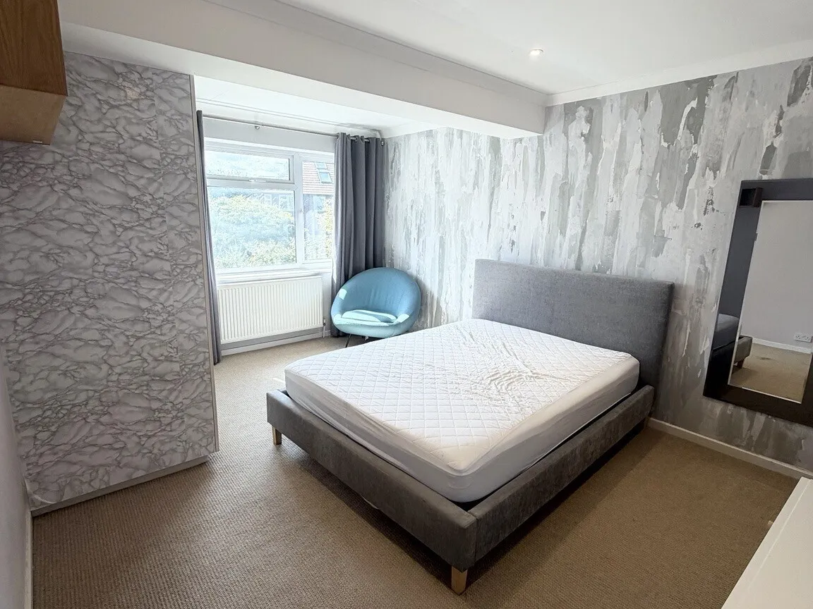 Sugden Road, Thames Ditton, KT7, photo 5