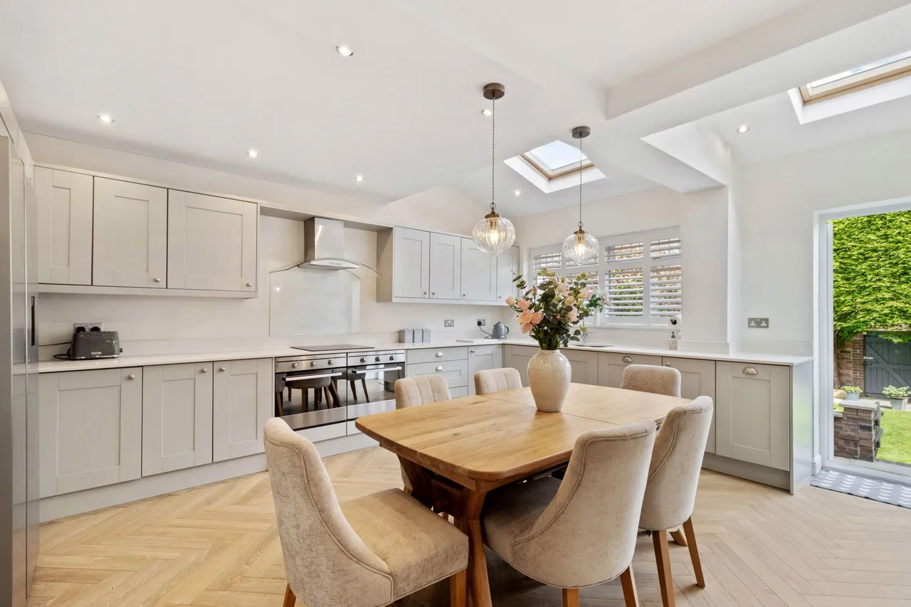 Worsley Road, Walton, Warrington, WA4 6EJ, photo 2