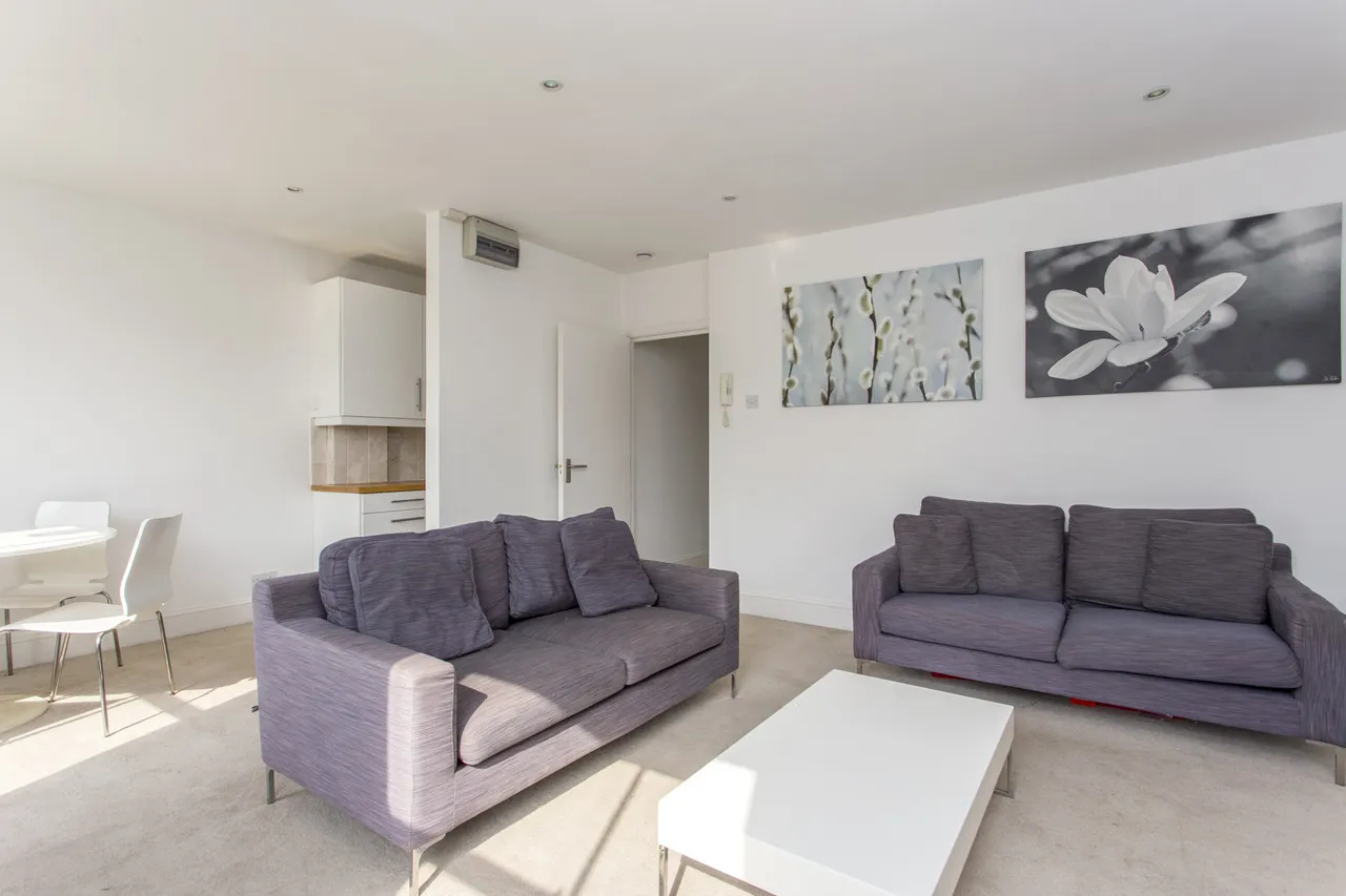 St. Augustines Road, London, NW1, photo 2