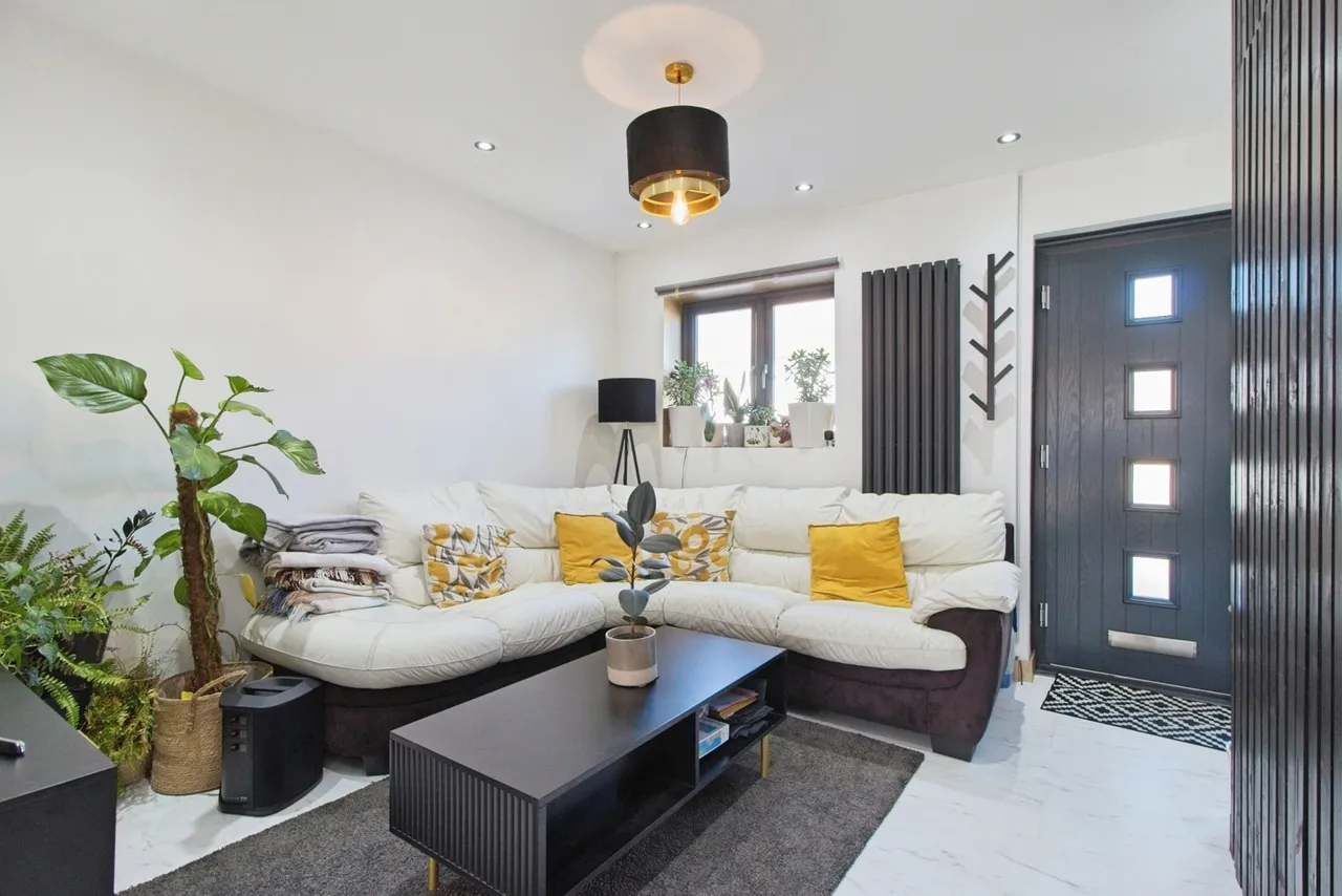 Iron Mill Lane, Crayford, DA1, photo 12