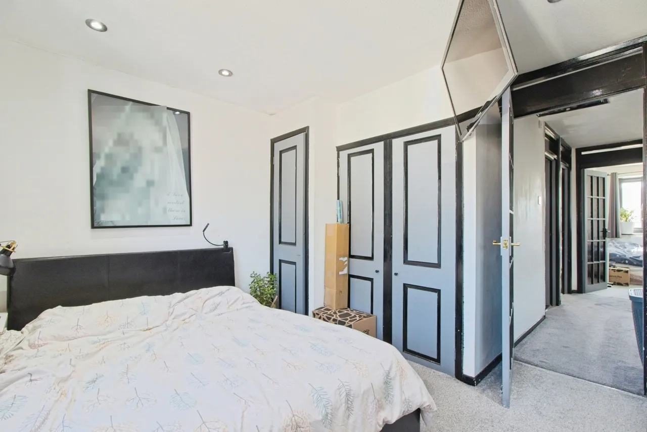 Iron Mill Lane, Crayford, DA1, photo 6