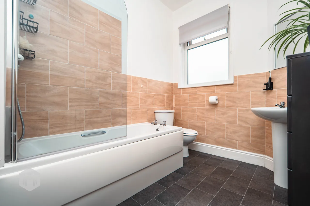 Dumers Lane, Radcliffe, Manchester, M26 2QN, photo 14