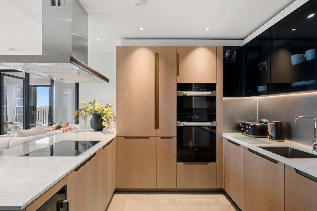 Nine Elms Lane, London, SW8, photo 11