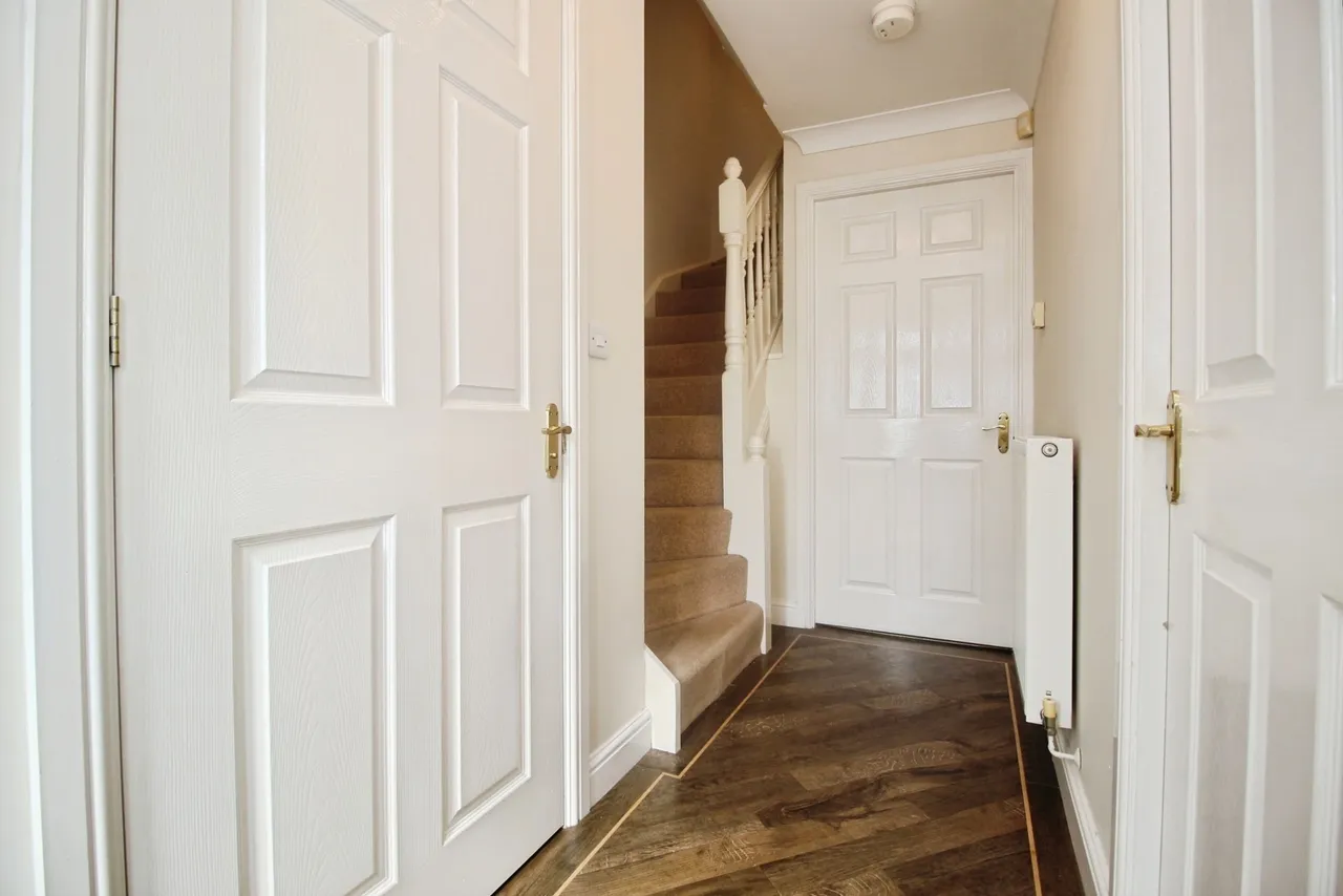Hawthorn Square, East Ardsley, Wakefield, West Yorkshire, WF3, photo 5