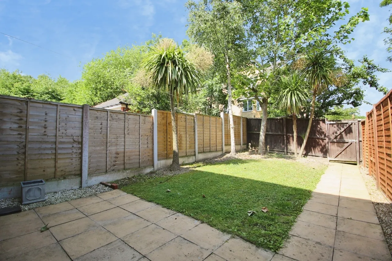 Hawthorn Square, East Ardsley, Wakefield, West Yorkshire, WF3, photo 4
