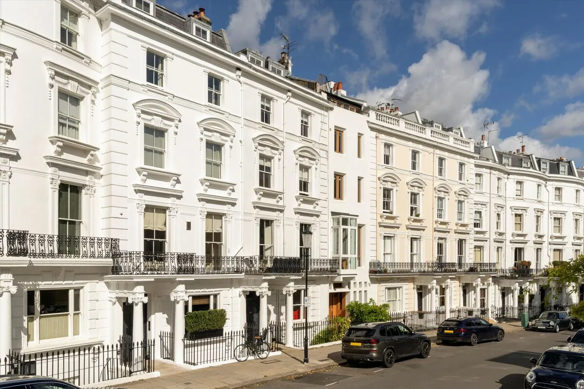 3 bed flat for sale, Lansdowne Crescent, Notting Hill, W11