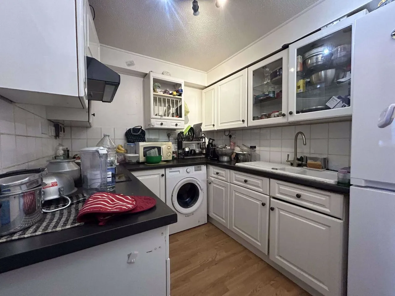 Springwood Crescent, Edgware, HA8, photo 2