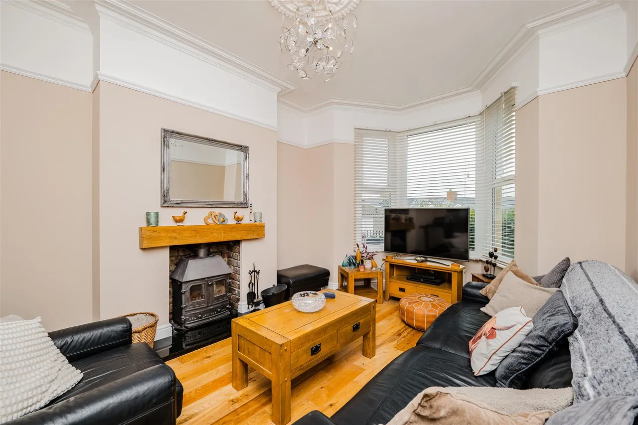 Harbour Road, Barry, CF62 5SA, photo 2