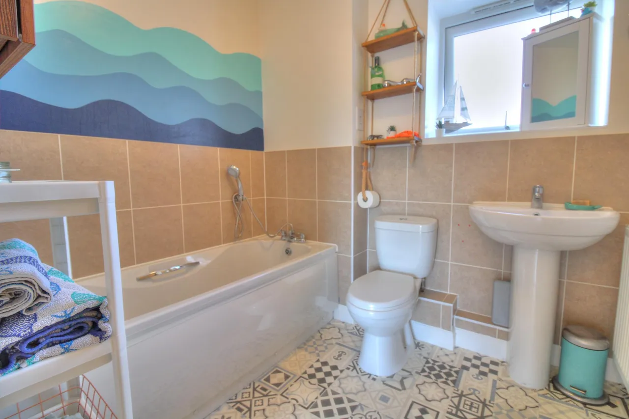 Harley Drive, Milton Keynes, MK7, photo 17