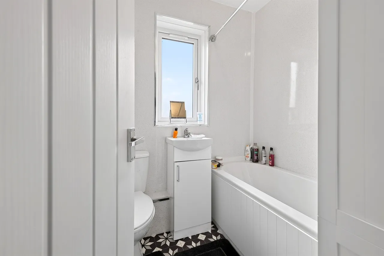 Keir Hardie Place, SALTCOATS, photo 8