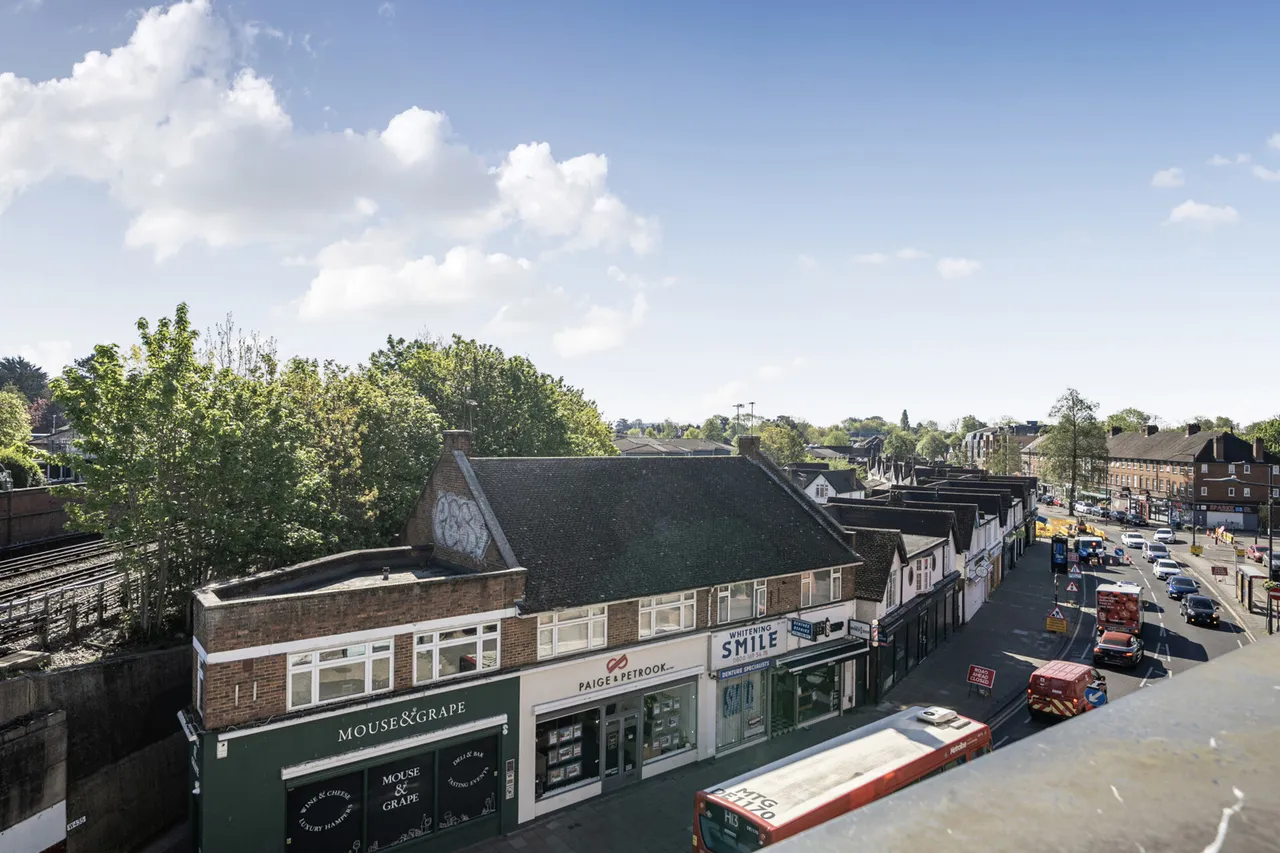 Marsh Road, Pinner, HA5, photo 10