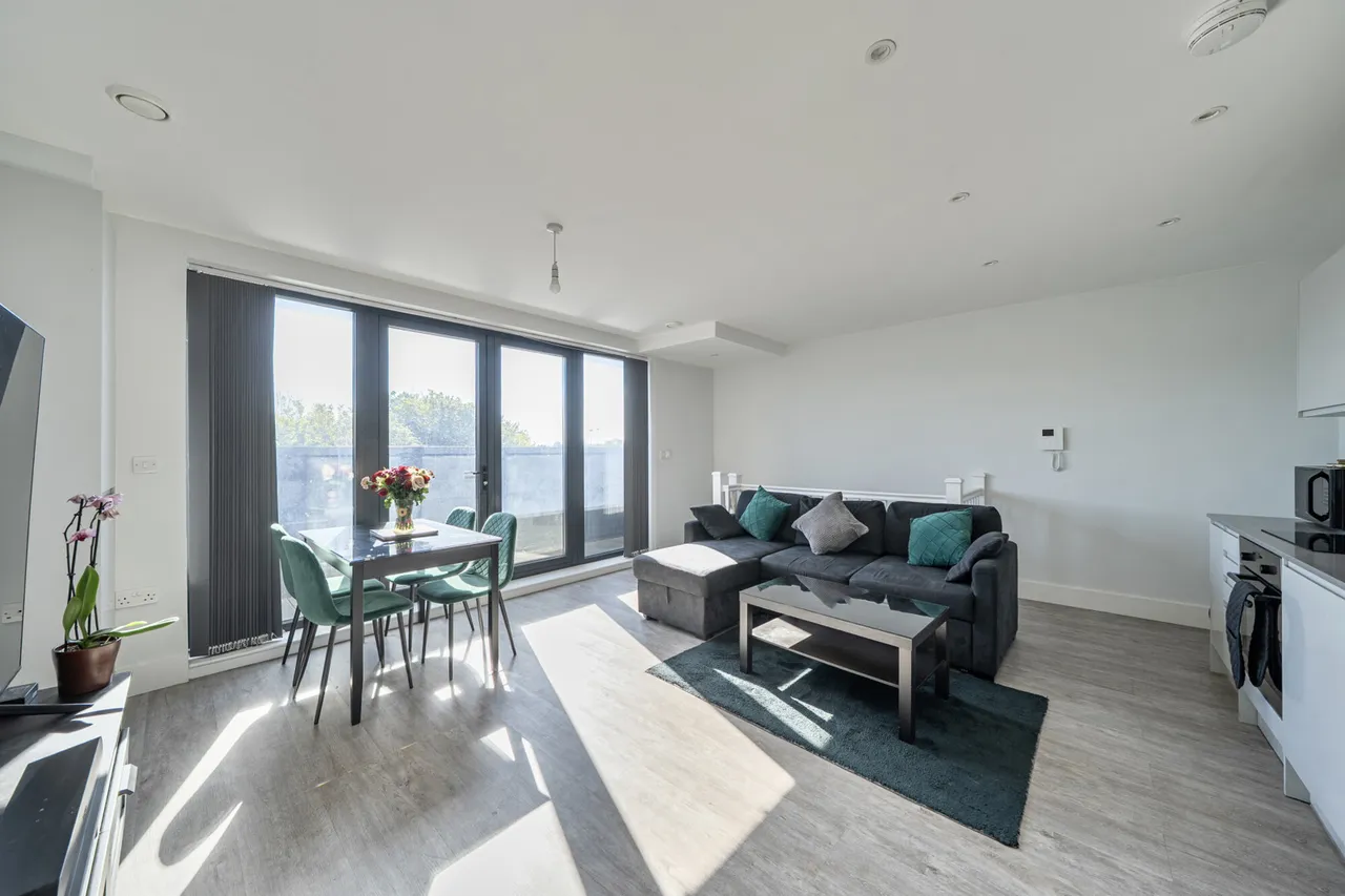 Marsh Road, Pinner, HA5, photo 3