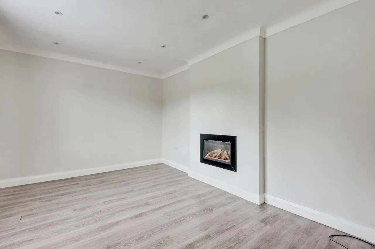Mab Lane, Liverpool, L12, photo 7