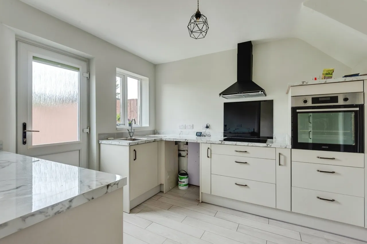 Mab Lane, Liverpool, L12, photo 5