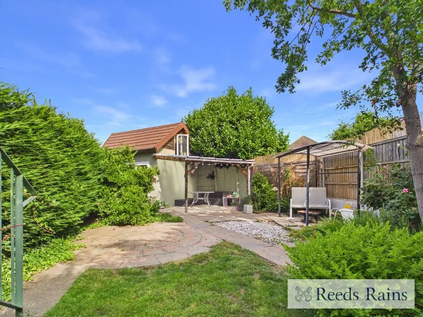 Upper Rainham Road, Hornchurch, RM12, photo 2